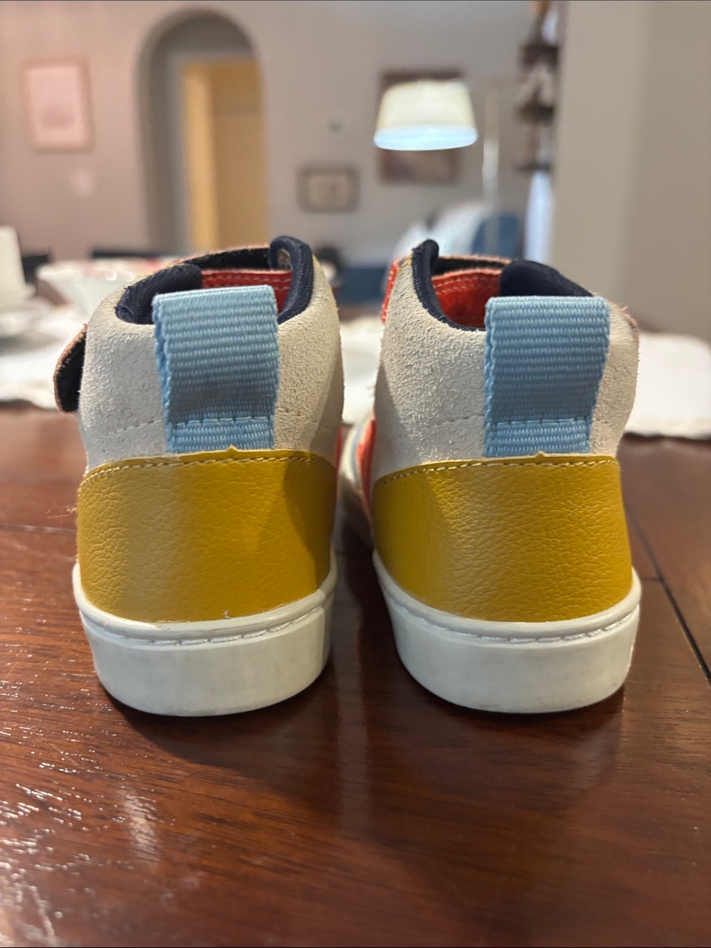 Veja “Make My Lemonade” Suede and Leather Sneaker SOLD OUT size 8.5 toddler - Picture 3 of 6